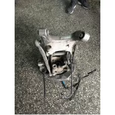 BMW E60 SAĞ-SOL ARKA TAŞIYICI KOMPLE